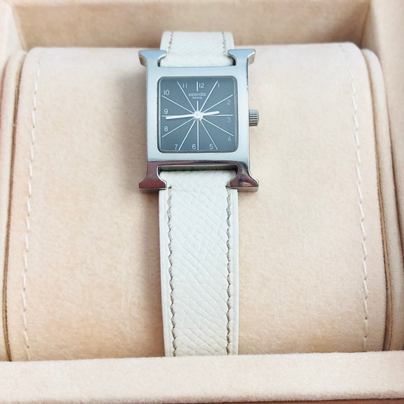 🚫SOLD🚫Authentic!💯Hermes H Hour small watch - Picture 4 of 10